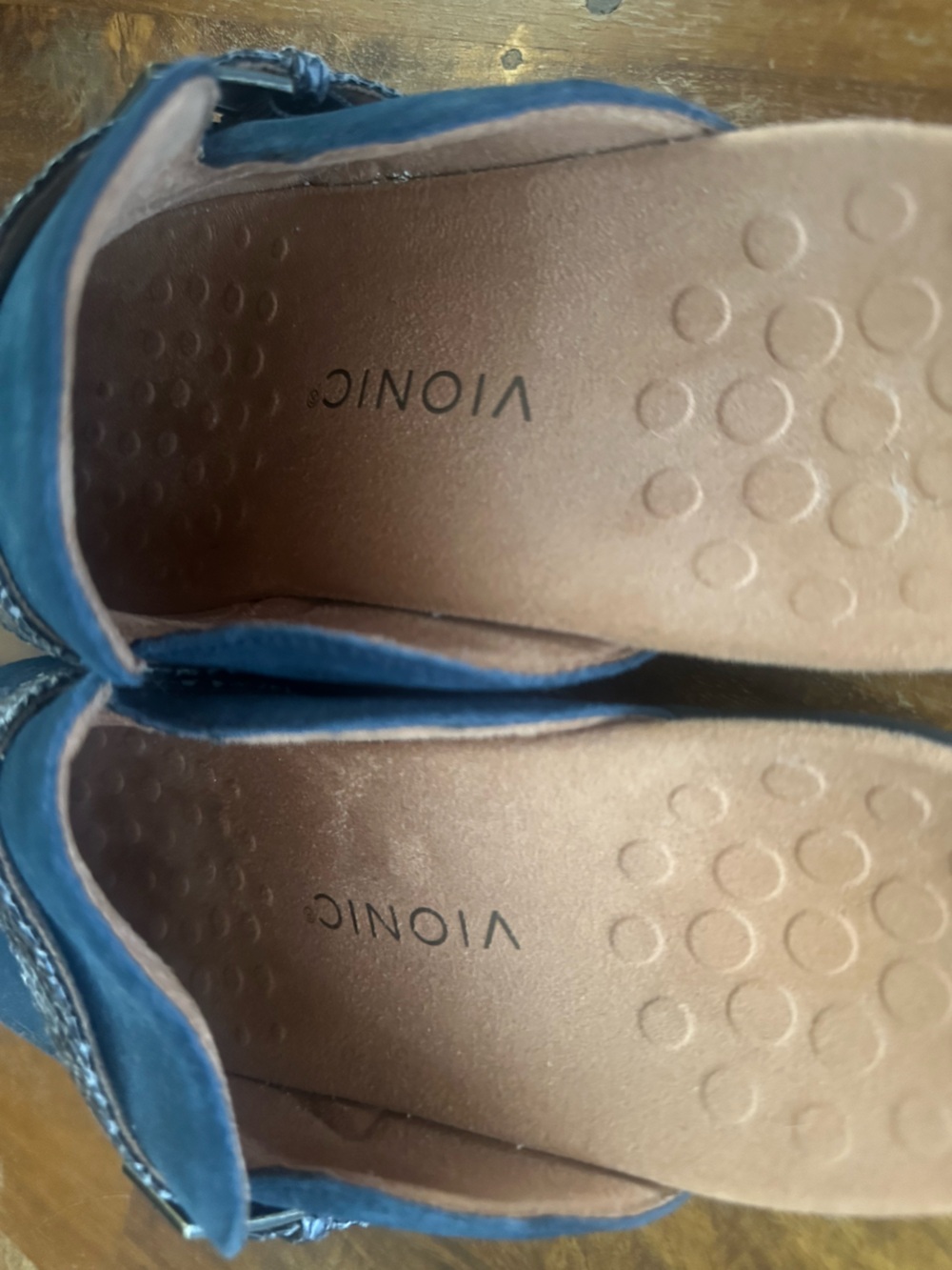 Vionic‎ Darla blue suede slip on comfort mules flats ladies 9.5 wide - Picture 2 of 8